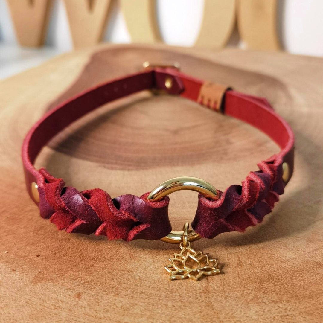 Limited Edition ❤️ Coleira Amour de couro vermelho vintage trançado